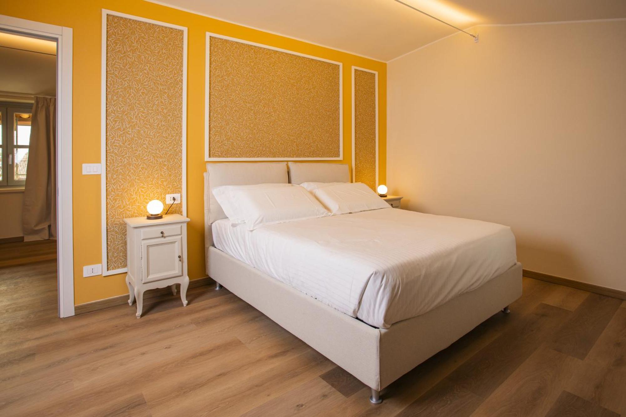 Palazzo Ratti Boutique Rooms Cherasco Exterior foto